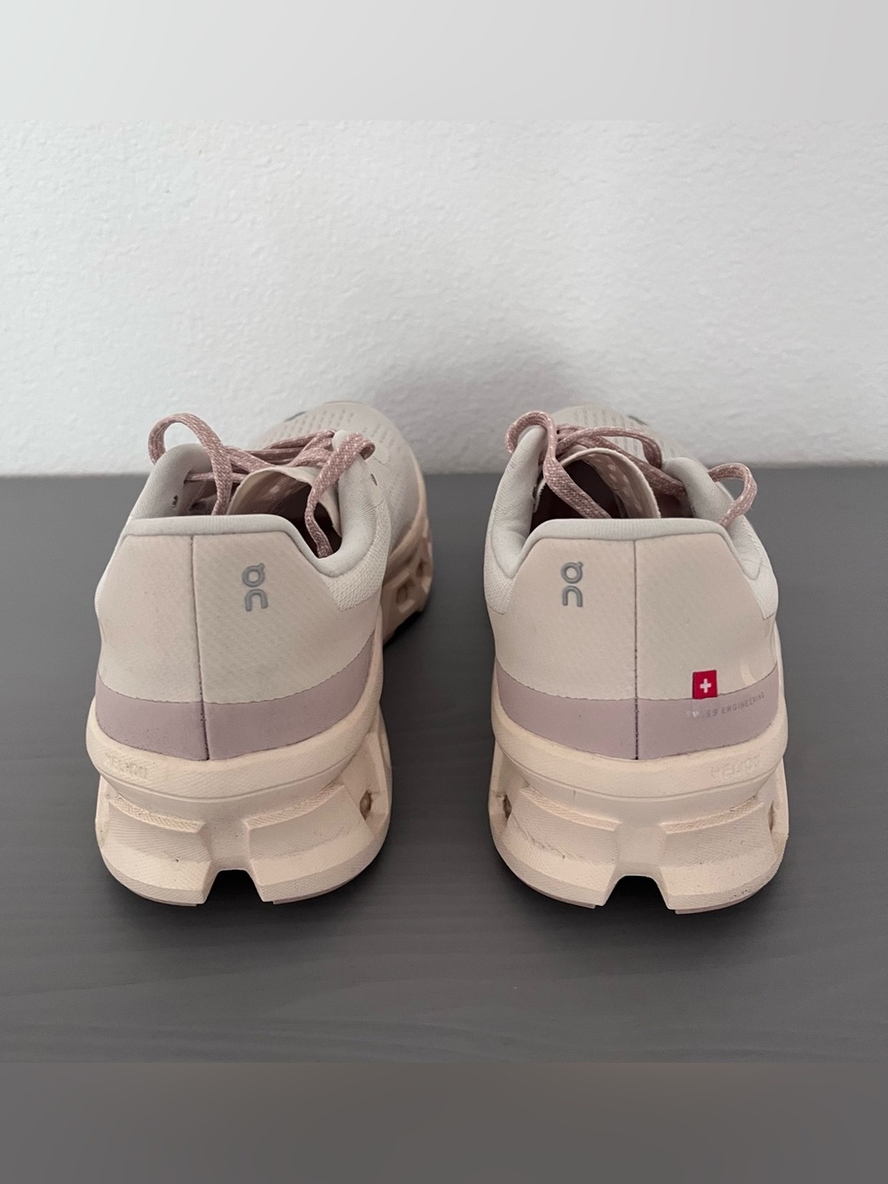 On Running Cloudmonster Moon Fawn 61.97785 Running Sneakers Shoes Women’s Sz 9.5 - Picture 5 of 7